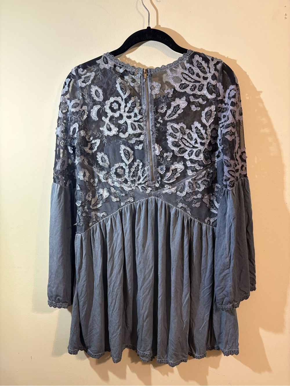 Women’s Slate Blue Floral Lace Tunic Top - Unknown Brand - Picture 2 of 12